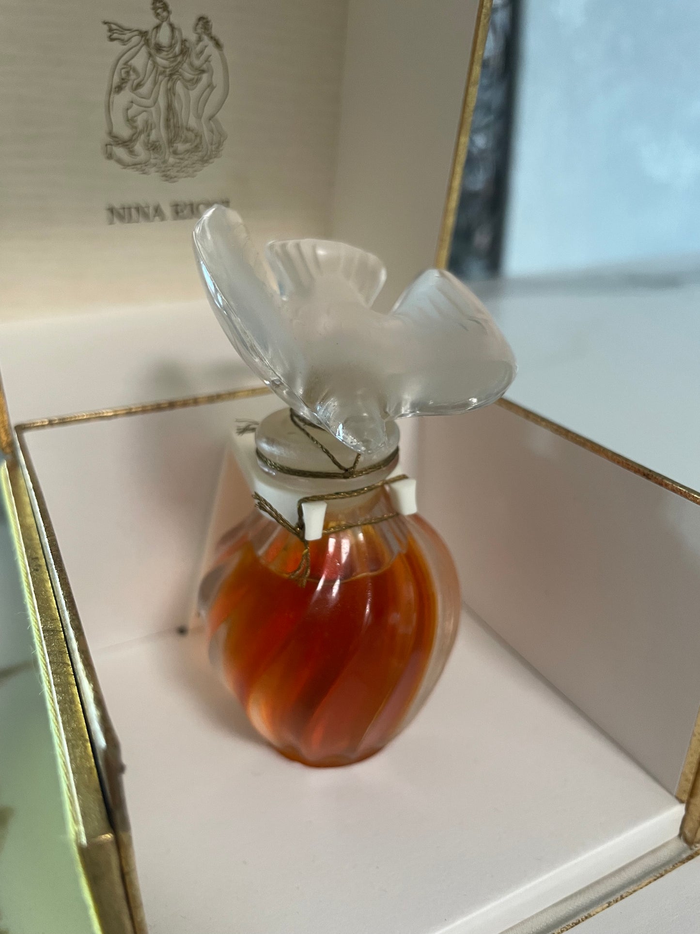 Vintage Nina Ricci “L’Air du Temps” Parfum – Collector’s Edition Bottle